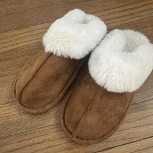Kids Slippers Girls Boys Memory Foam Soft Plush Warm House Shoes Anti-Slip Fluff